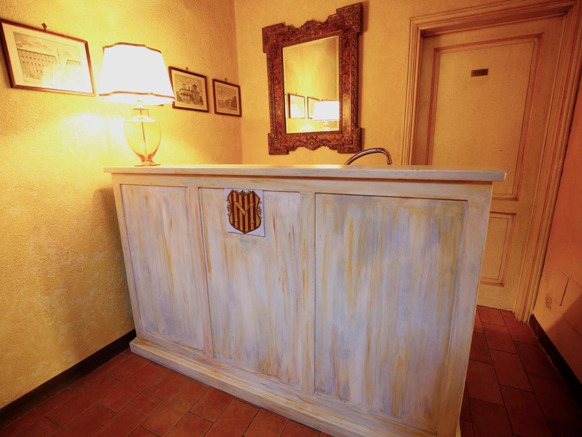 La Locanda Di Montisi B&B 特雷宽达 外观 照片